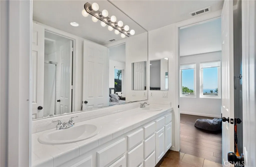 37 Tramonto Drive, Rancho Palos Verdes, California 90275 home-pic-60